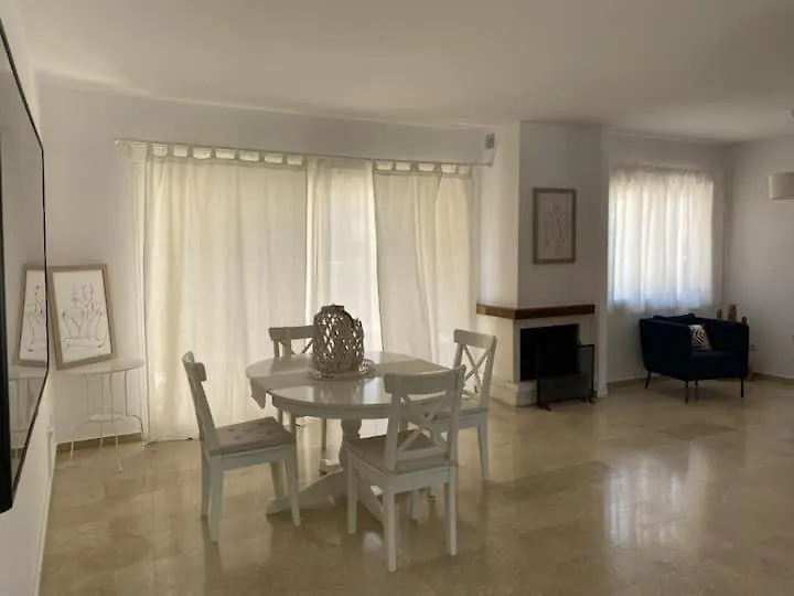 Dom wakacyjny Playa Puerto Banus - House With Rooftop Concha View Marbella